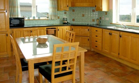 4 Bed in Aghabullogue 4