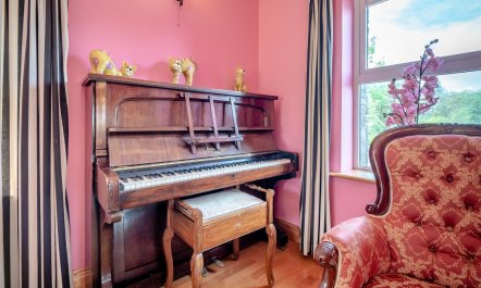 4 Bed in Aghabullogue 9