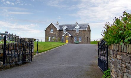 4 Bed in Aghabullogue