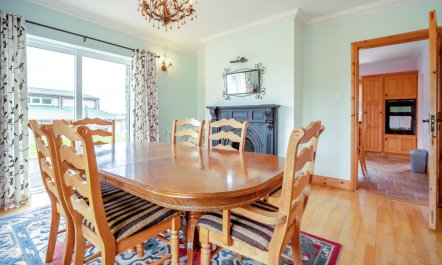 4 Bed in Aghabullogue 5