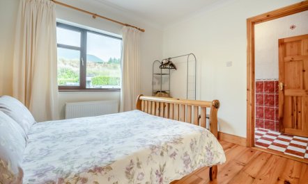 4 Bed in Inch 9