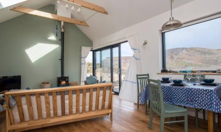 1 Bed in Glencolumbkille 1