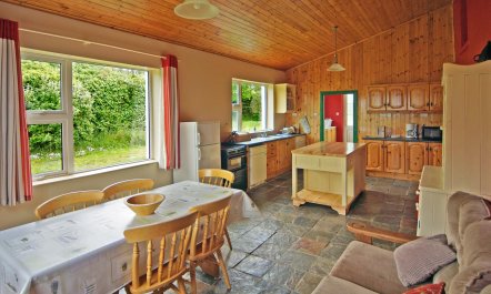 3 Bed in Portmagee 9