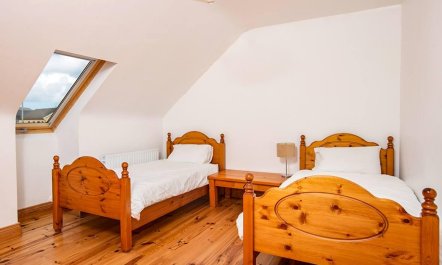 4 Bed in Ballydavid 7