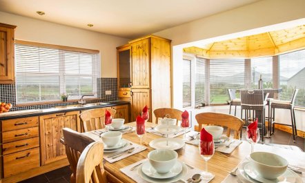 4 Bed in Ballydavid 3