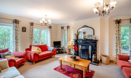 5 Bed in Mountcharles 2