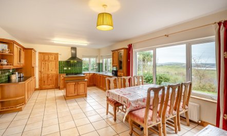 5 Bed in Mountcharles 7