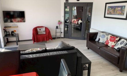 3 Bed in Portballintrae 2