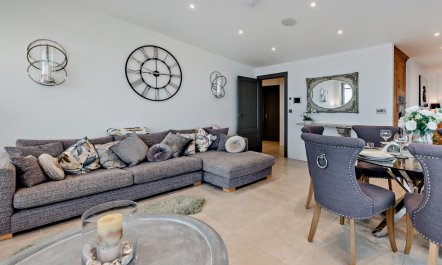 2 Bed in Tenby 2