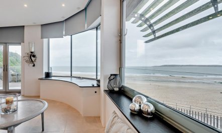 2 Bed in Tenby 7