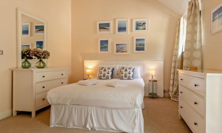 2 Bed in Shaftesbury 5