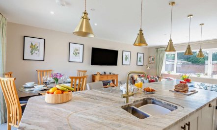 4 Bed in Saint Asaph 7