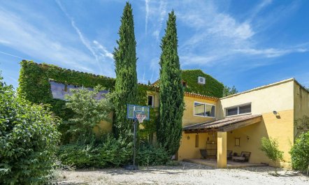 Postcard Farmhouse 2