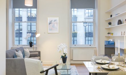 Baker Street Charm 2