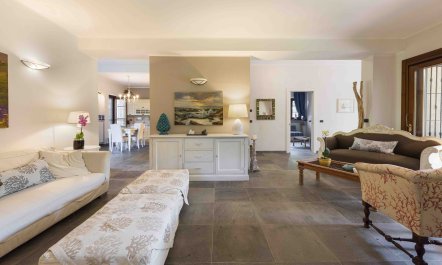 Bougainvillea Terrace 2