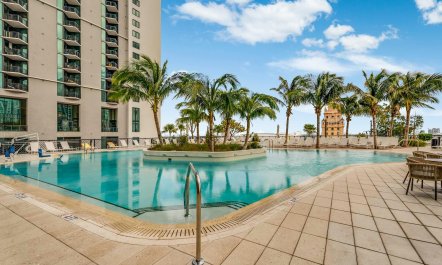 Downtown Splendour 1