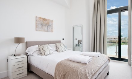 The Cotswolds Cabin 2