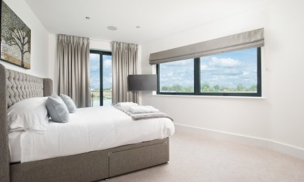 The Cotswolds Cabin 5