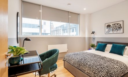 It's London Calling 4