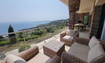 Riviera View 2