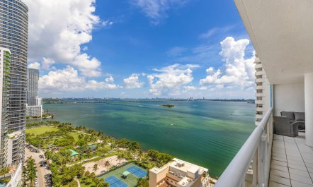 Miami's Pearl 1