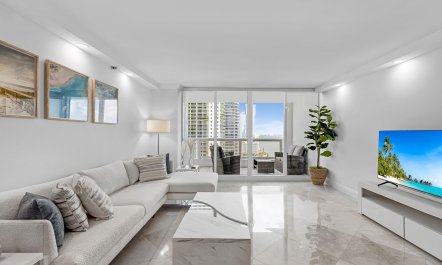 Miami's Pearl