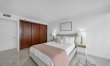 Miami's Pearl 9