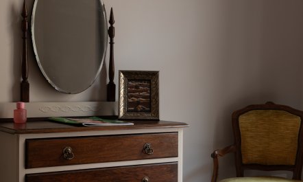 Old World Beauty 2