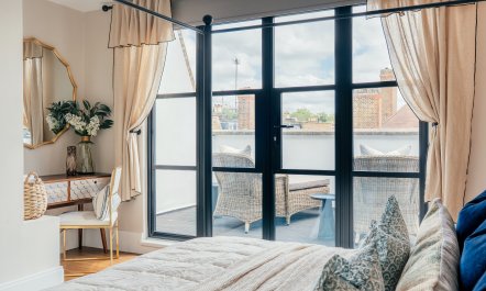 Townhouse Charm 8