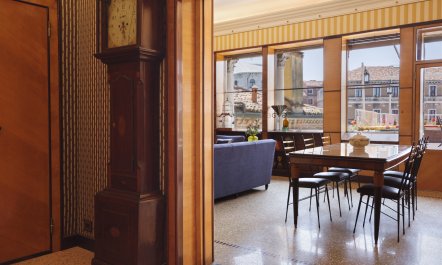 Venetian Grandview 8