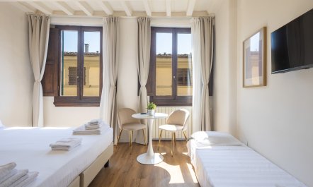 Studio Florentine 5