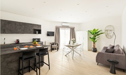 Sorrento's Diamond 4