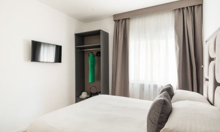 Sorrento's Diamond 6