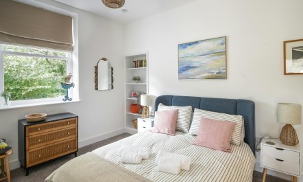 Jurassic Coast Jewel 7