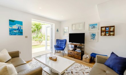 Sea Spray Silhouette 3