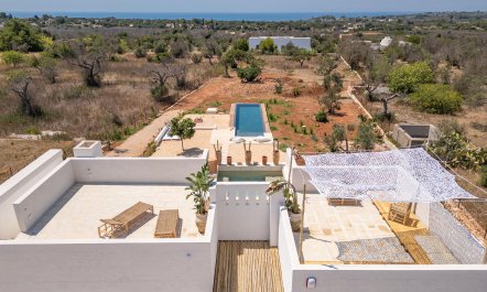 Barefoot Splendour 3