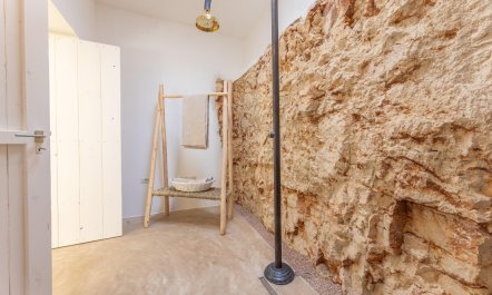 Barefoot Splendour 3