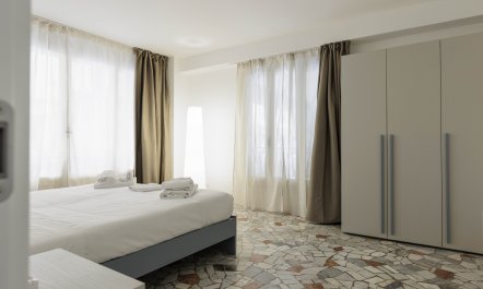 Florence by the Bridge 7