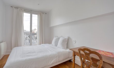 Charm of Glacière 7