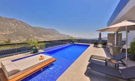 Villa Couples Retreat