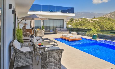 Villa Couples Retreat 5