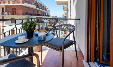 Seasons of Sorrento 1