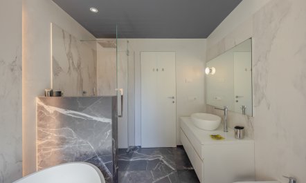 The Como Residence 7