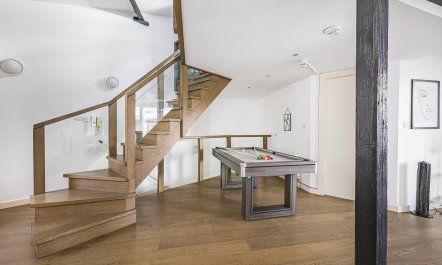 The Creative Jewel 1