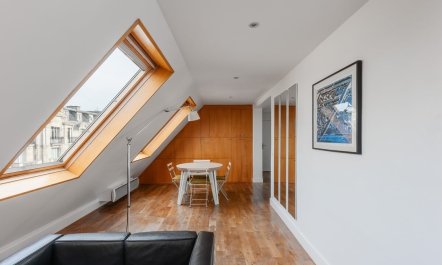 The Eaves of Paris 3