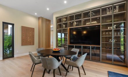 Bel-Air Oasis 8