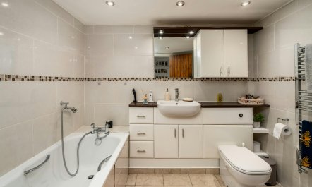 A Countryside Escape 6