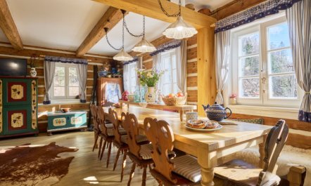 Charming Mountain Lodge & Wellness 6