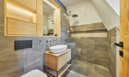 Summit View Lounge & Alcove Apartment 3 3