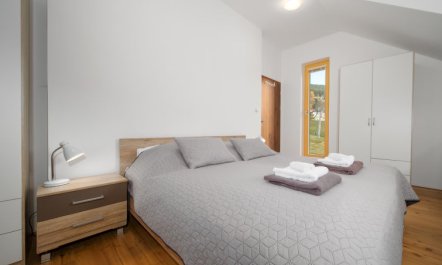 Ski-In Ski-Out Mountain Duplex Portášky3 3